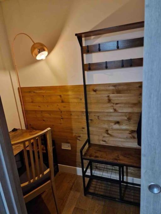 Two-Bedroom Cosy Country Lodge With Private Patio Greenhithe Luaran gambar